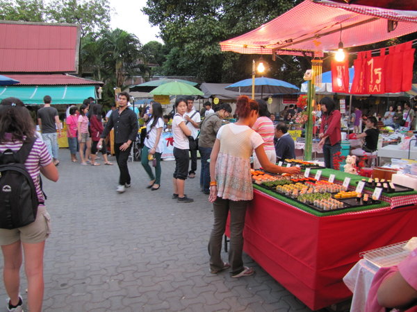 food market on Sunday walking street