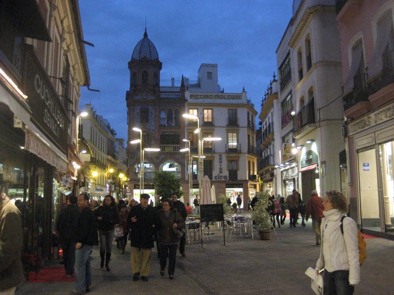 an evening wander around Sevilla