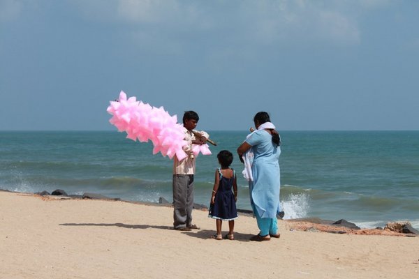 Candy floss seller on Puducherry beach
