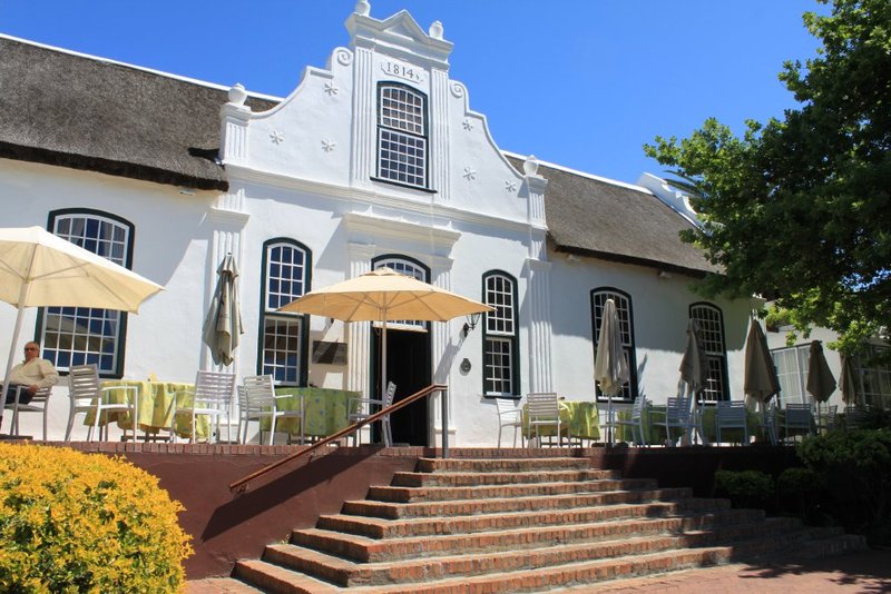 The wine farm of Neethlingshof in Stellenbosch 