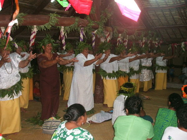 Tokelauan dancing night