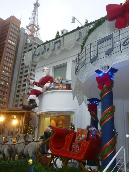 ..and a Sao Paolo Father Christmas!