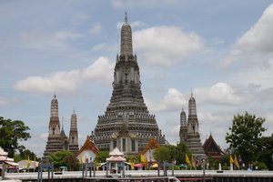 Bangkok - first temple views