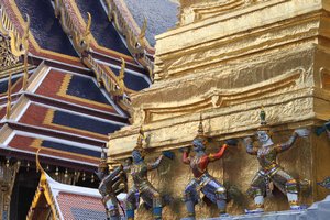 Bangkok temple roof detail