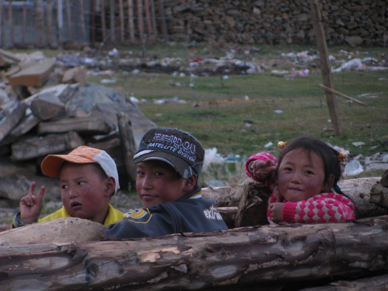 Little Tibetans in Litang