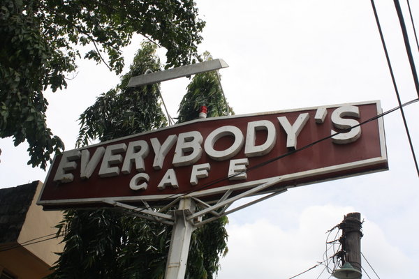 Everybody's Cafe signage
