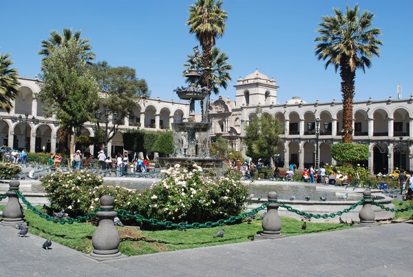 Arequipa Plaza