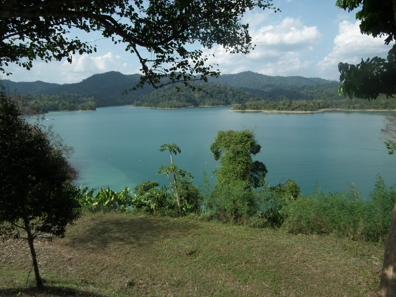 ratchaprapha lake