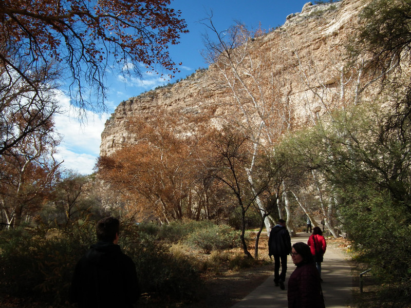 Montezuma castle - trail at the bottom of the cliff