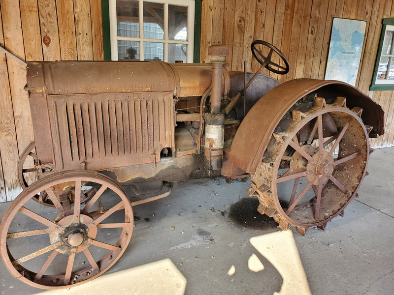 Old tractor at ferme Regis