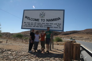Crossing the border into Namibia