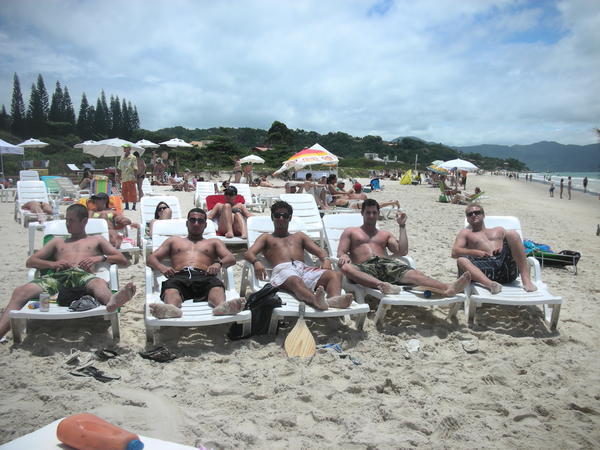 chillin with my flatmates on Jurere beach