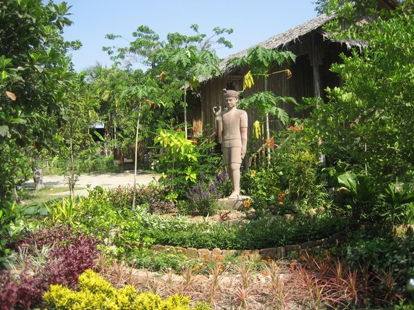 Palm Village Resort Gardens
