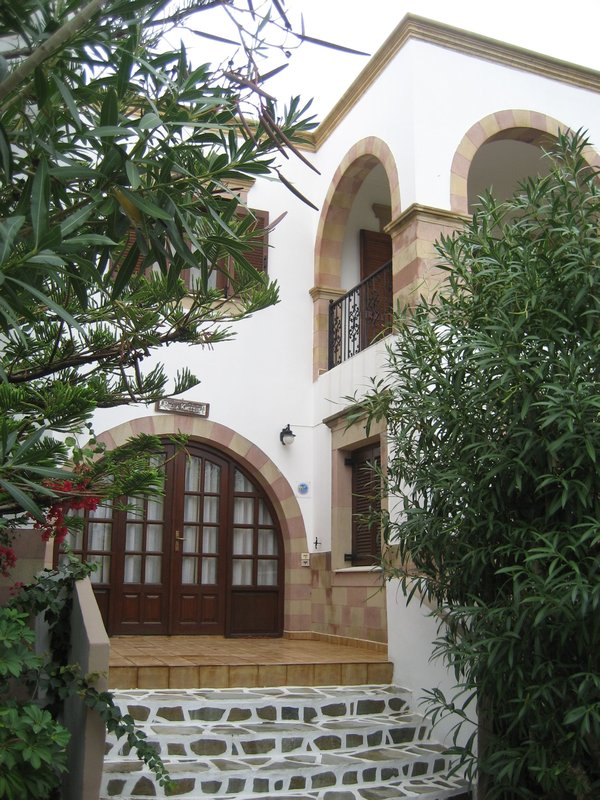 Villa Knossos Entrance