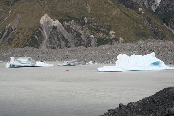Icebergs in Tasman Lake