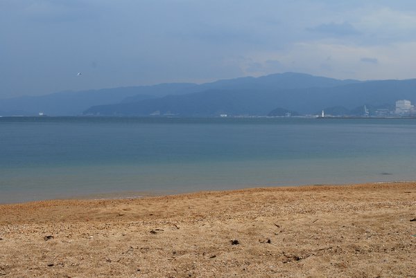 Kehi-no-matsubara beach