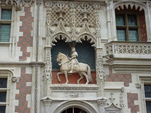 Horse above the entrace to Blois