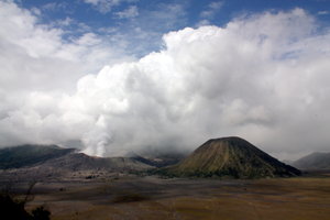 Gunung Bromo & Batok Panorama