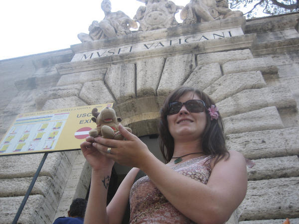 Mikka loves the Vatican Museum