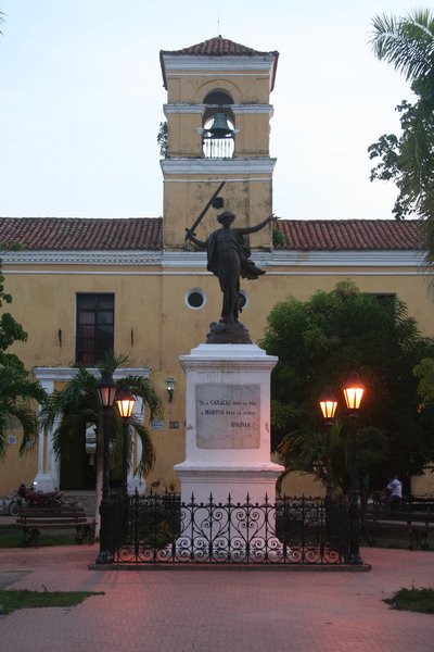 Mr Bolivar still in Mompos