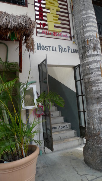 Hostel Rio Playa