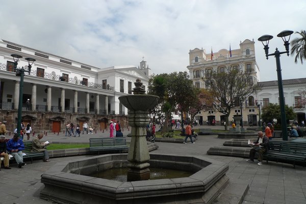 Plaza Grande on Sunday morning