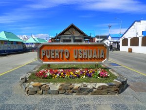 Ushuaia sign