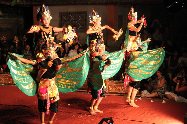 Traditional Balinese Dance and Music