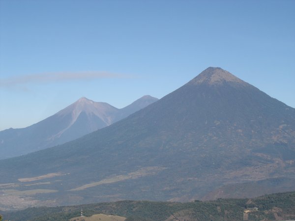 Volcans Agua and Fuego
