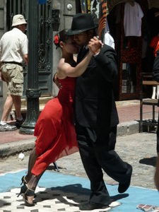 Tango in the street, San Telmo