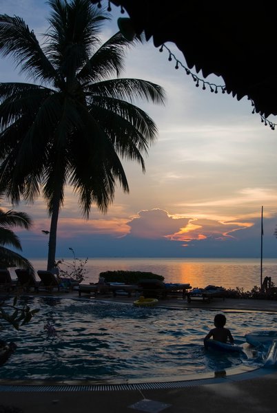 Pool and sunset at Haad Yao