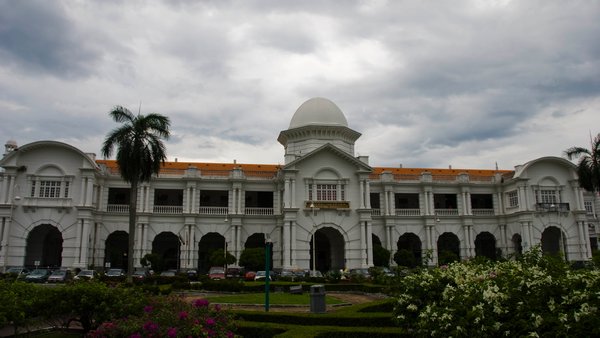 Ipoh's Majestic Hotel and train station