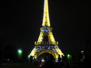 Sparklin' Eiffel