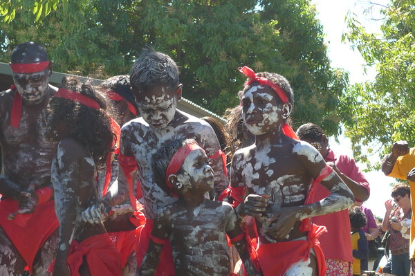 Merrepen Festival - Local Dancers