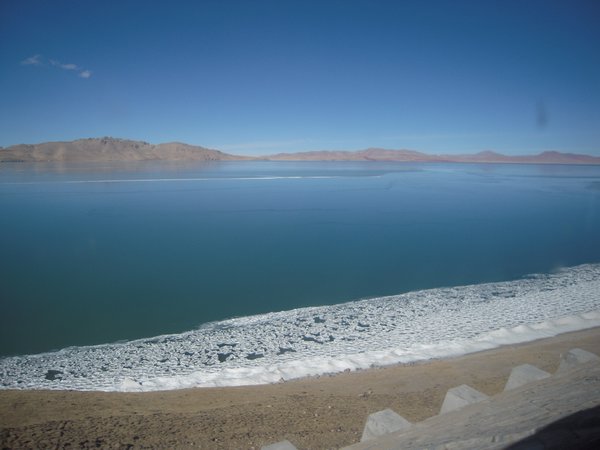 frozen lake in tibet 
