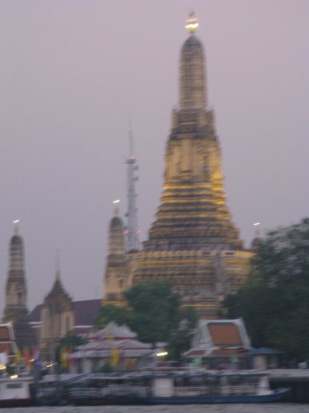 Wat arun by the Chao Pattaya River