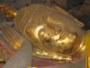 Head of reclining Buddha