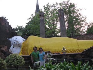 Sleeping Buddha at Wat Yaichamonkhon