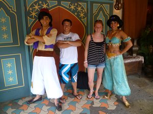 DISNEY- Aladdin and Jasmine