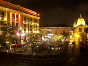 Plaza Santa Teresa at night