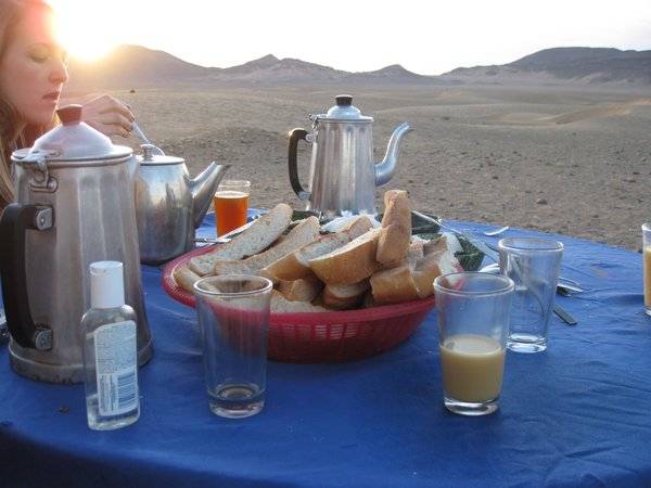 Breakfast in the desert