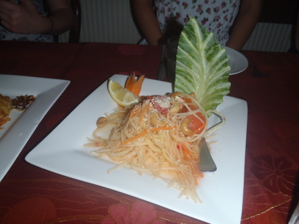 Som Thai pawpaw salad