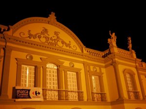 01 - Popayan Theater at night