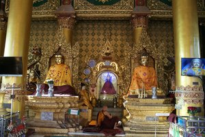 Interior Buddha Images