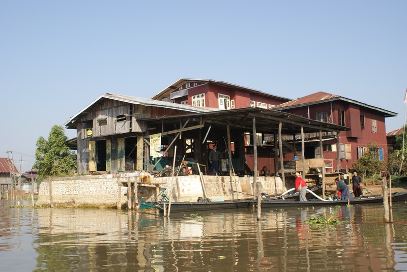 Boat repair shop