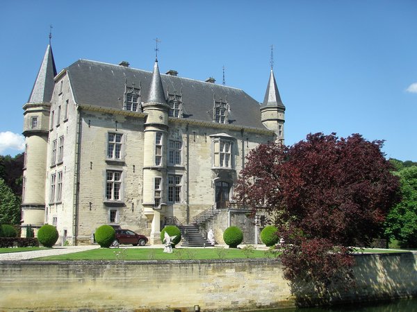 Schaloen Castle 