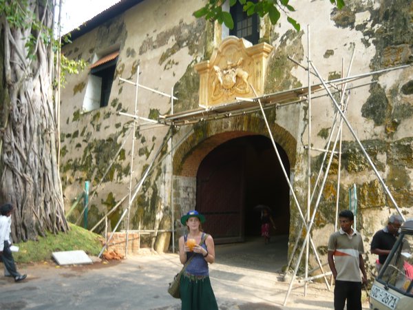 Coconutting outside the fort gates