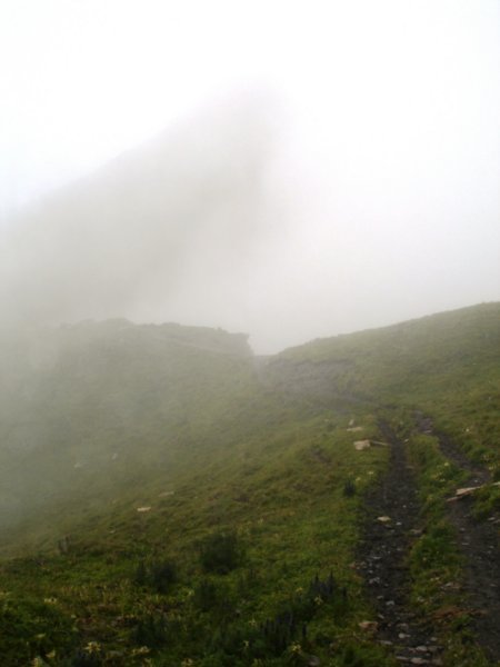Yet before I reached the summit of "Hochstollen" the fog moved in - great!!! Grrrrr