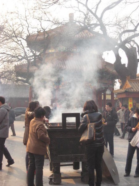 Lama Temple, Insense burning