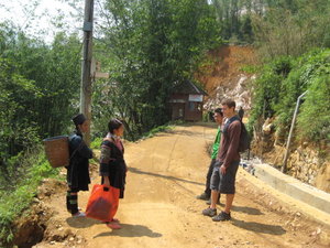 Rich making chit chat with the locals in Sapa